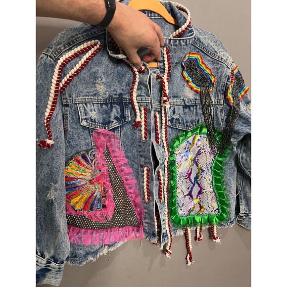 Souk + Sephia Designer Punk Graffiti Style Distressed Medium Wash Denim Jacket - Picture 4 of 13